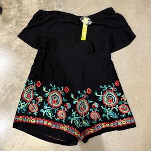 Gianni Bini strapless Black Floral Embroidered Romper